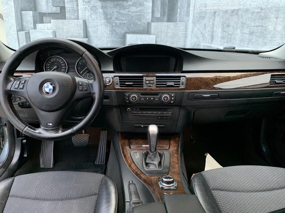 BMW 325 i, 3.0i,160KW