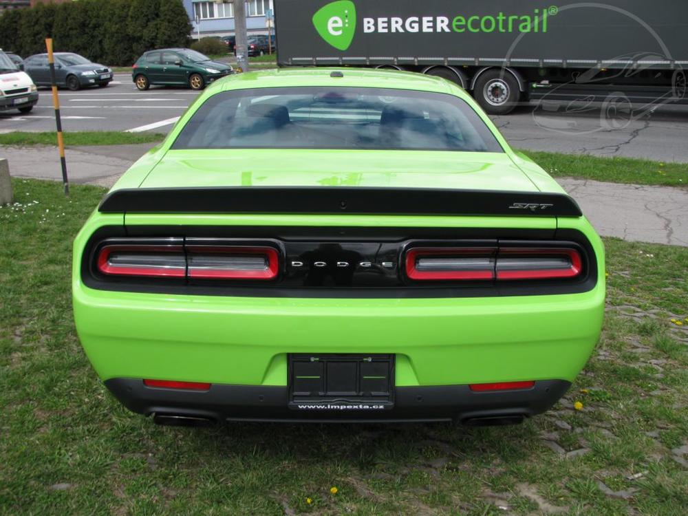 Dodge Challenger SRT HELLCAT