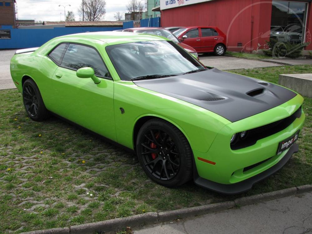 Dodge Challenger SRT HELLCAT