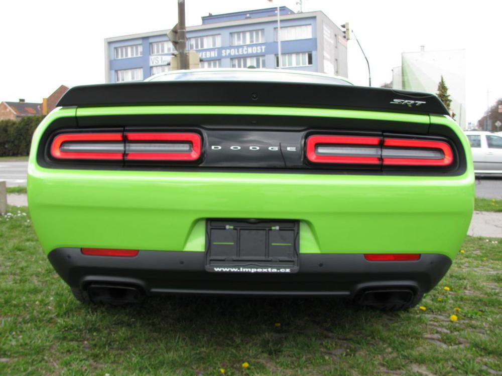 Dodge Challenger SRT HELLCAT