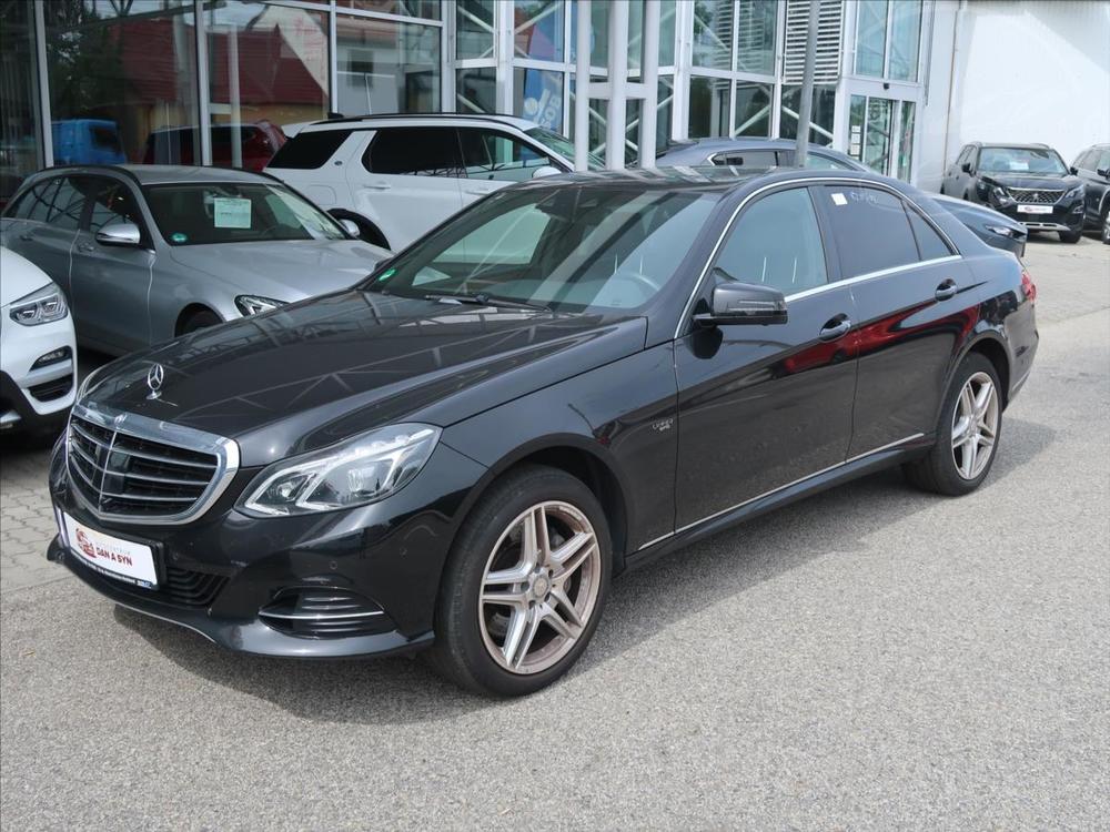 Prodm Mercedes-Benz E E 400 4Matic 7G-TRONIC TOP!