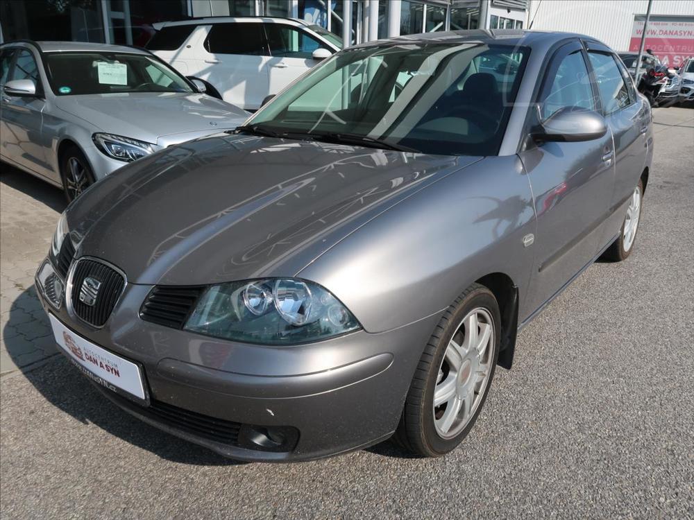 Prodm Seat Cordoba 1,4 i POUZE 56000 KM! NAVI