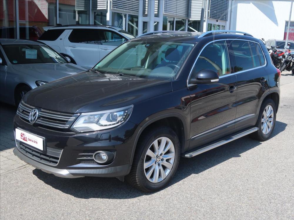 Volkswagen Tiguan 2,0 TDI 4x4 DSG R-line