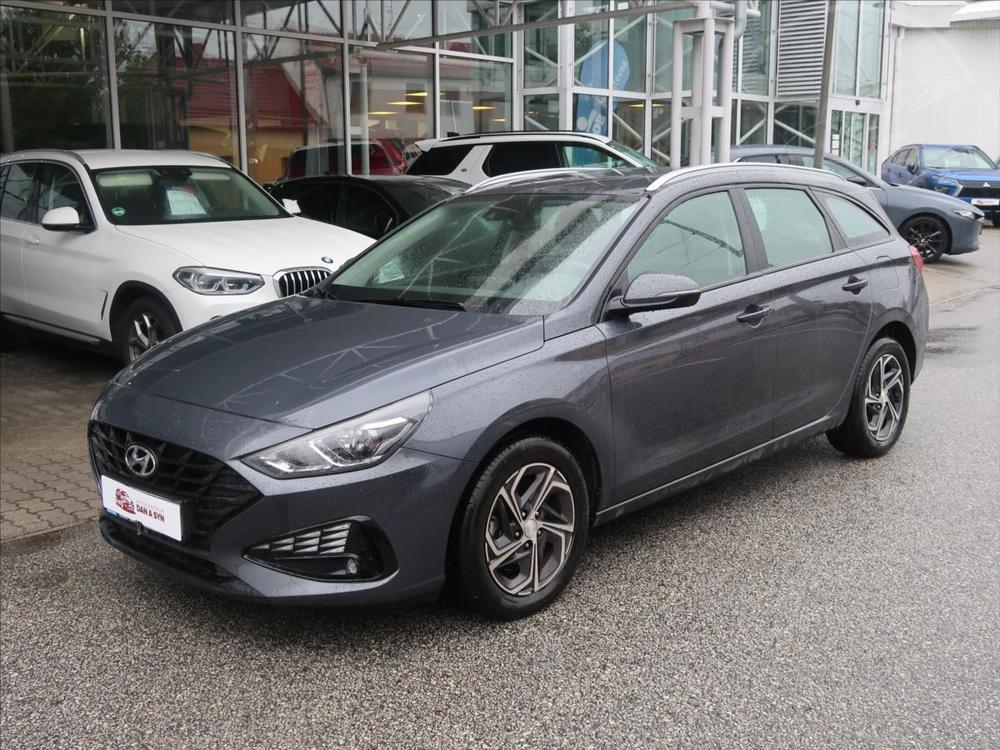 Prodm Hyundai i30 1,5 i CVVT Smart kombi