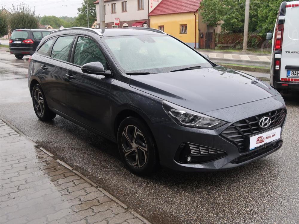 Hyundai i30 1,5 i CVVT Smart kombi