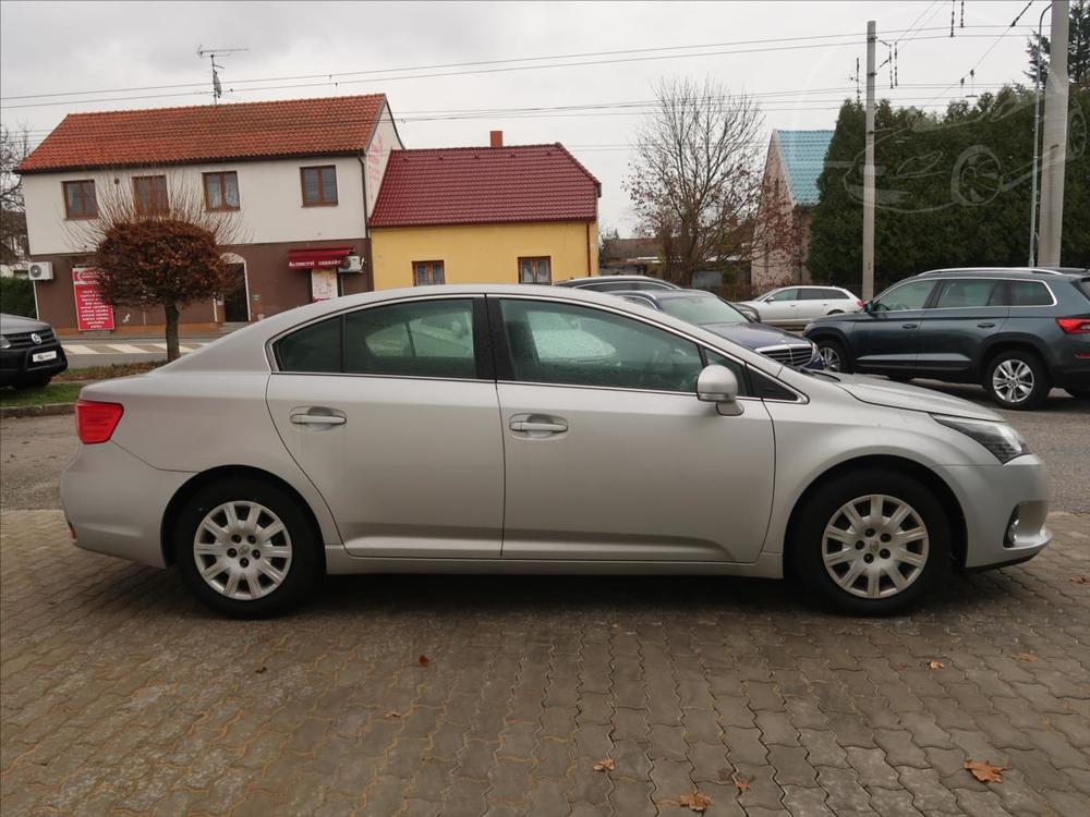 Toyota Avensis 1,8 Valvematic Life