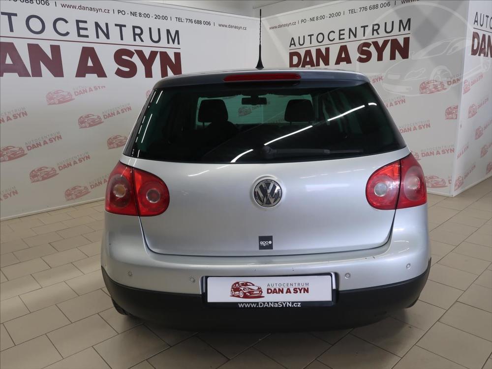 Volkswagen Golf 1,6 i 