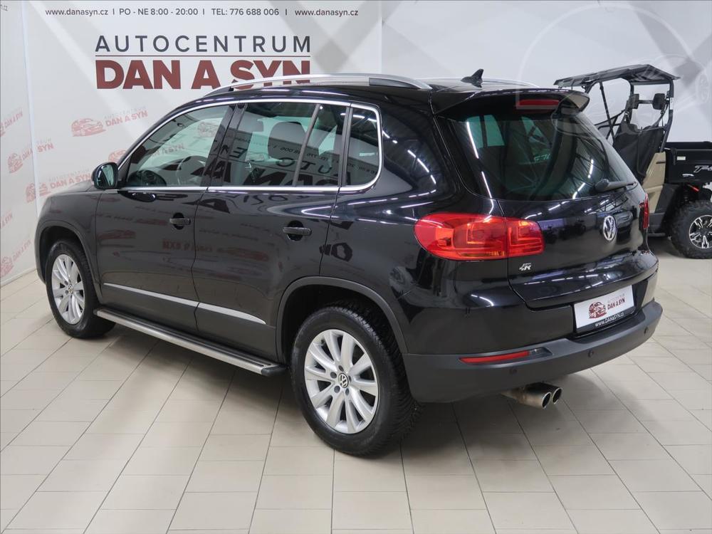 Volkswagen Tiguan 2,0 TDI 4x4 DSG R-line