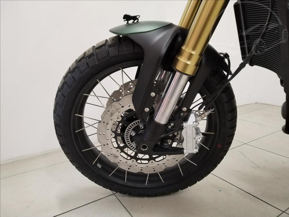 Benelli  Leoncino 800 Trail 0,8