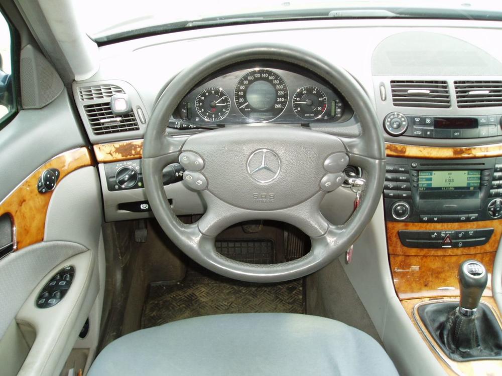 Mercedes-Benz E 280 CDi  Elegance