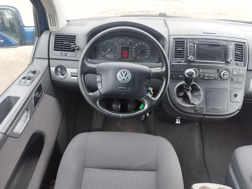 Volkswagen Multivan 2.5 TDi  