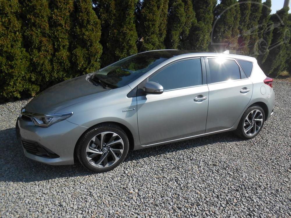 Toyota Auris 48tkm,navi,kamera,led,panorama