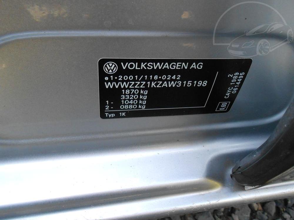 Volkswagen Golf 1,6tdi,77kw,vyh.sedaky