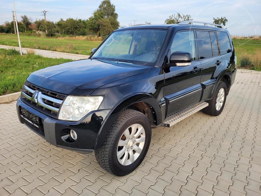 Prodm Mitsubishi Pajero 3.2 DI-D Instyle