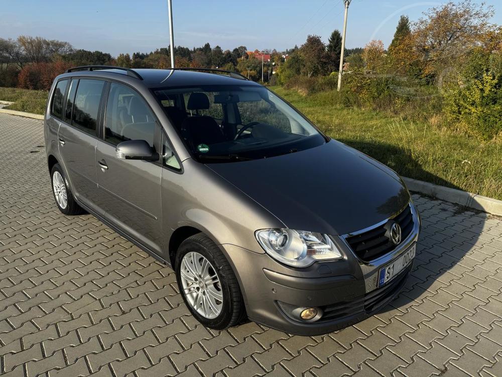 Volkswagen Touran 1.9TDI 77Kw DSG