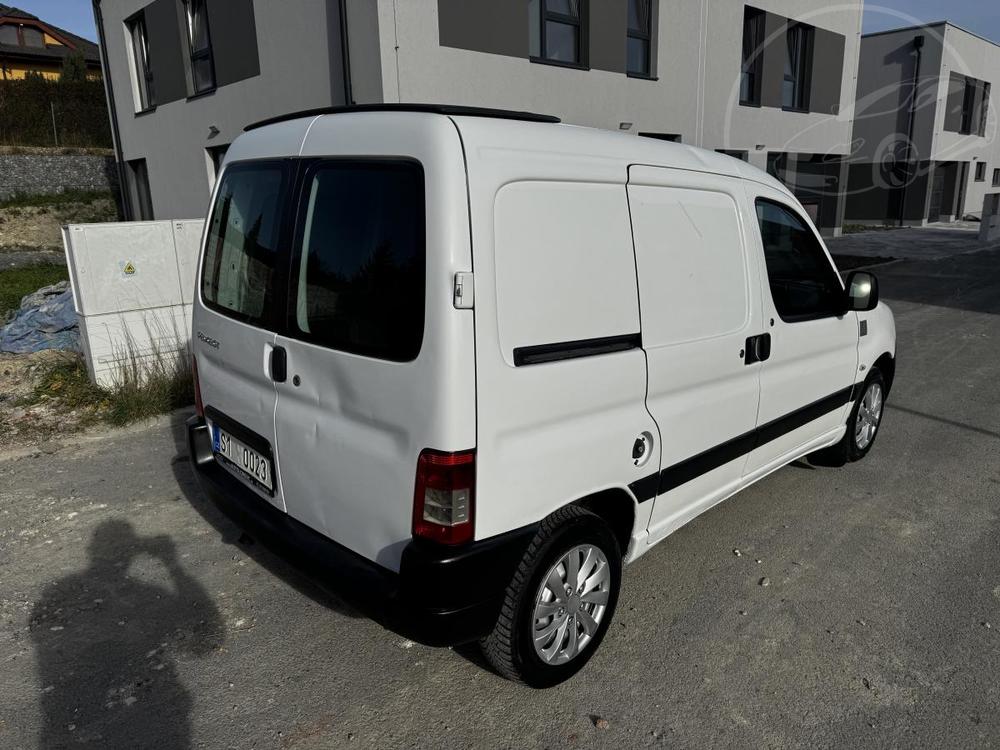 Peugeot Partner 1.9D 51Kw zvedac stecha