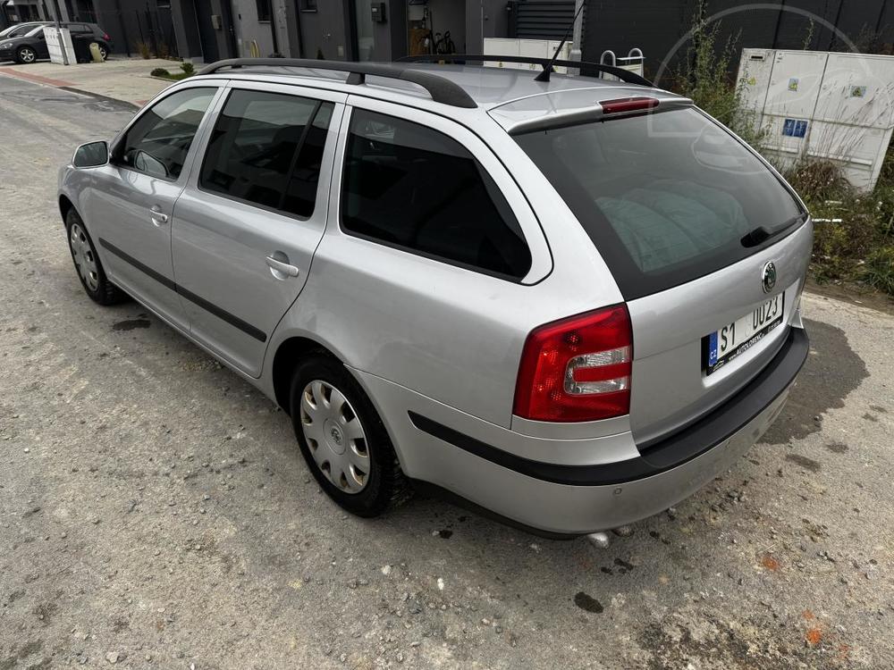 koda Octavia 1.9TDI 77Kw Ambition 2x kola