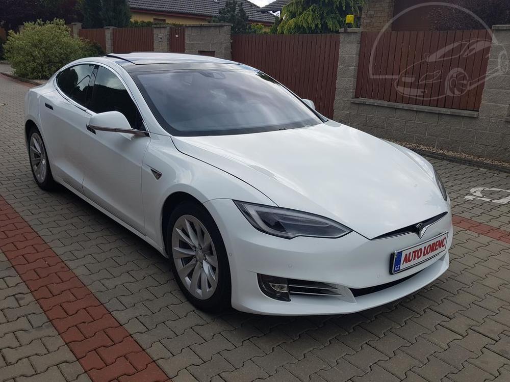 Tesla Model S 90D* 4x4, Nabjen zdarma