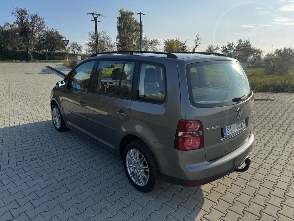 Volkswagen Touran 1.9TDI 77Kw DSG