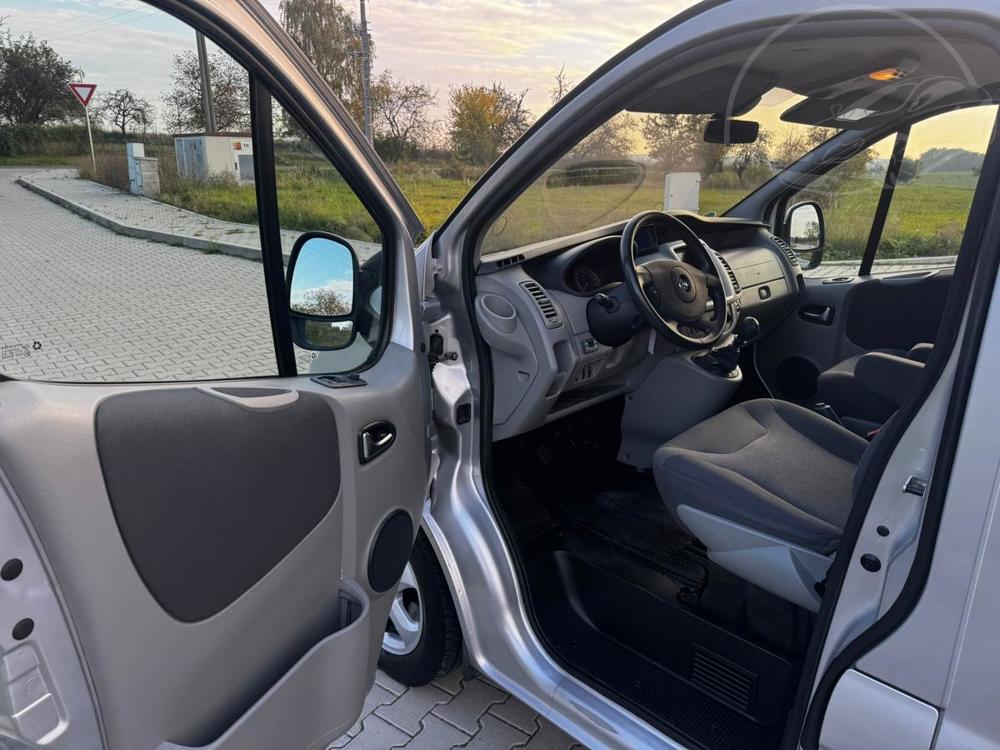 Opel Vivaro 2.0CDTi LIFE COSMO*REZERVACE*