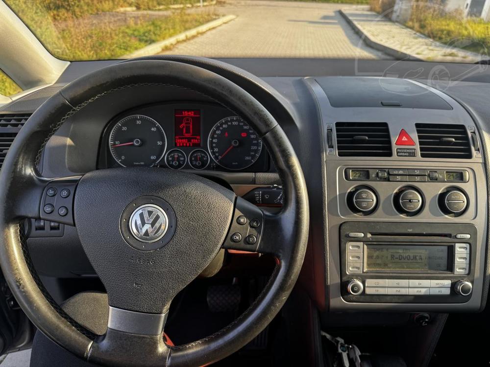 Volkswagen Touran 1.9TDI 77Kw DSG