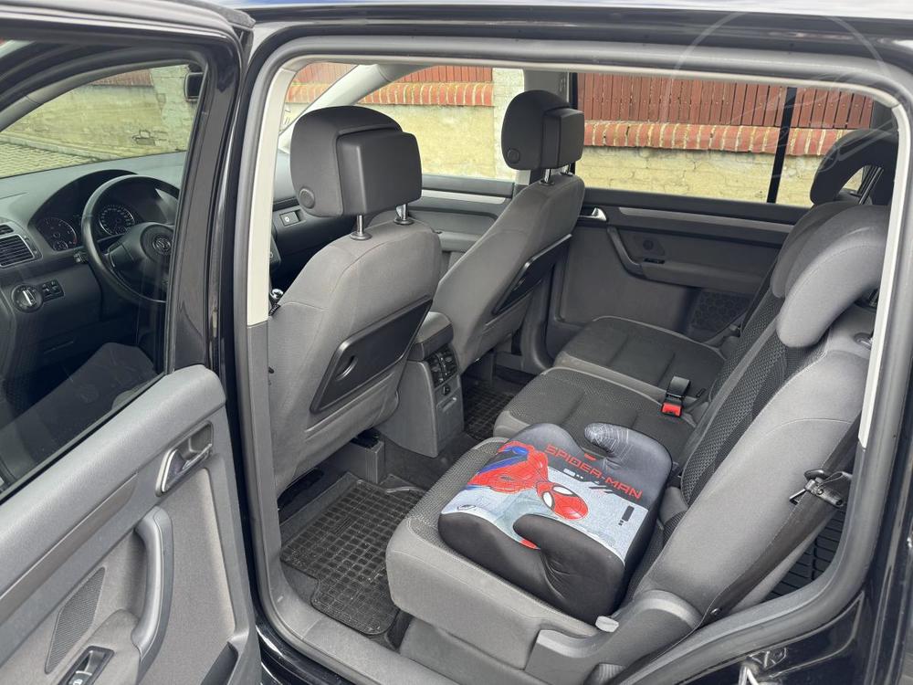 Volkswagen Touran 1.6TDI 77Kw