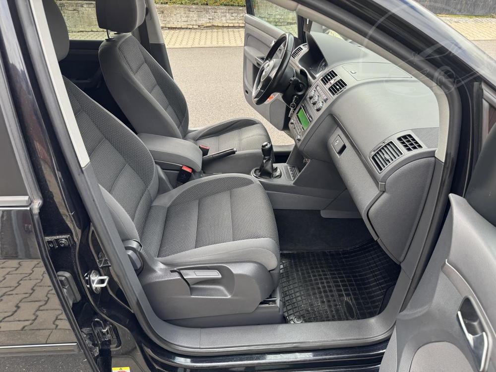 Volkswagen Touran 1.6TDI 77Kw