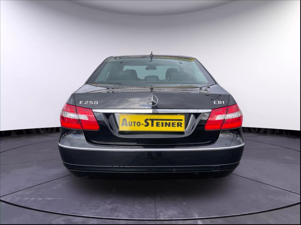 Mercedes-Benz E 2,2 E 250 CDI BlueEFFICIENCY A