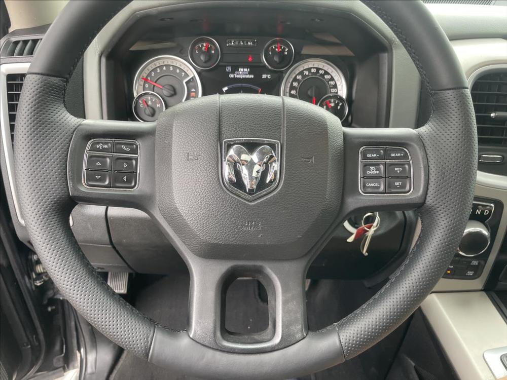 Dodge Ram 5,7 L HEMI 4x4 BIG HORN