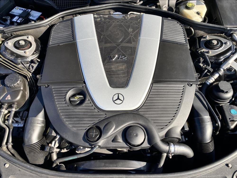 Mercedes-Benz CL 5,5 i V12 600 517 PS / 1. MAJI