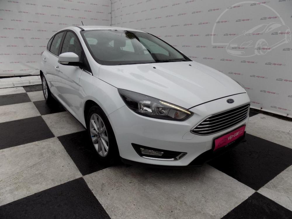 Ford Focus 1.5TDCi/Titanium/R/DPH/