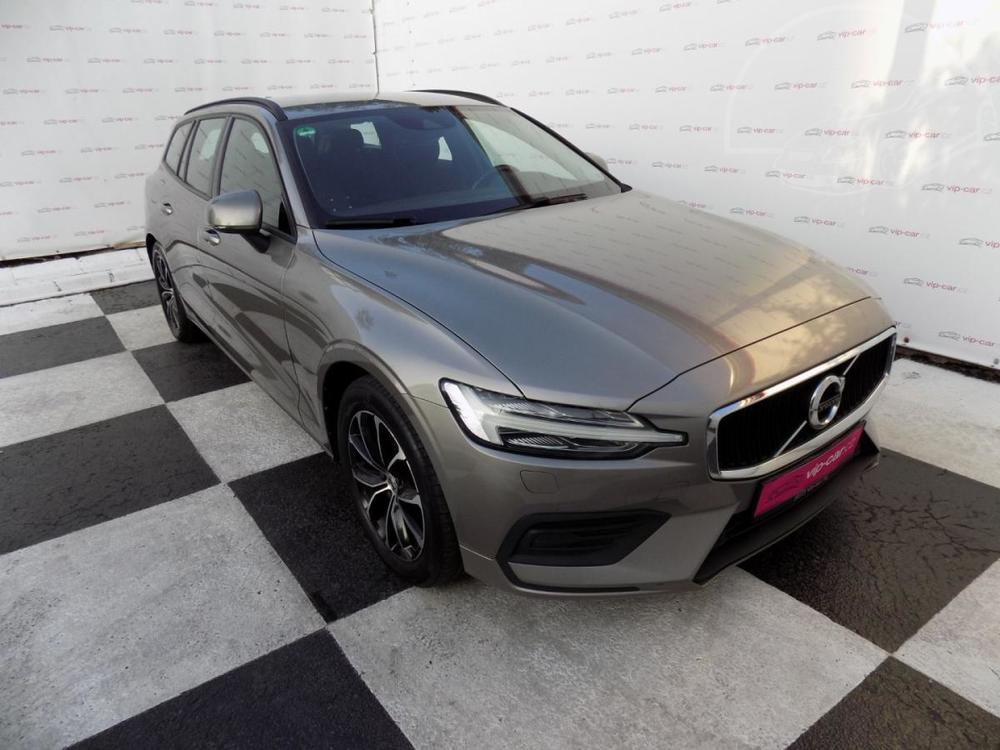 Volvo V60 2.0 D4/Momentum/Full-LED/