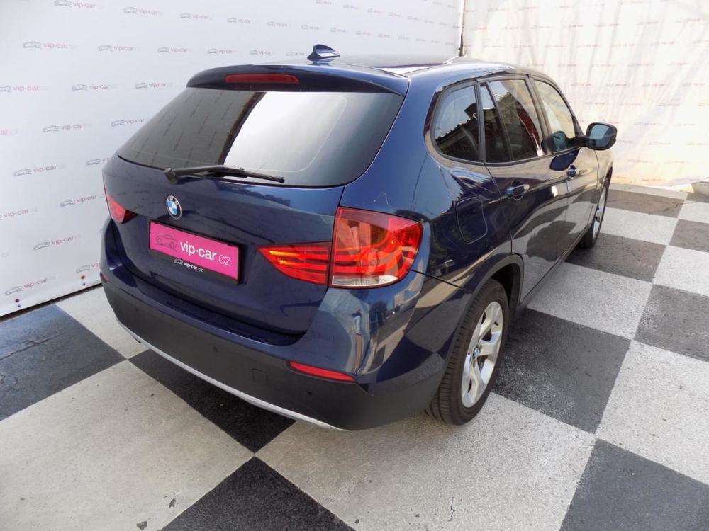 BMW X1 2.0d/NAVI/Bi-xenon/