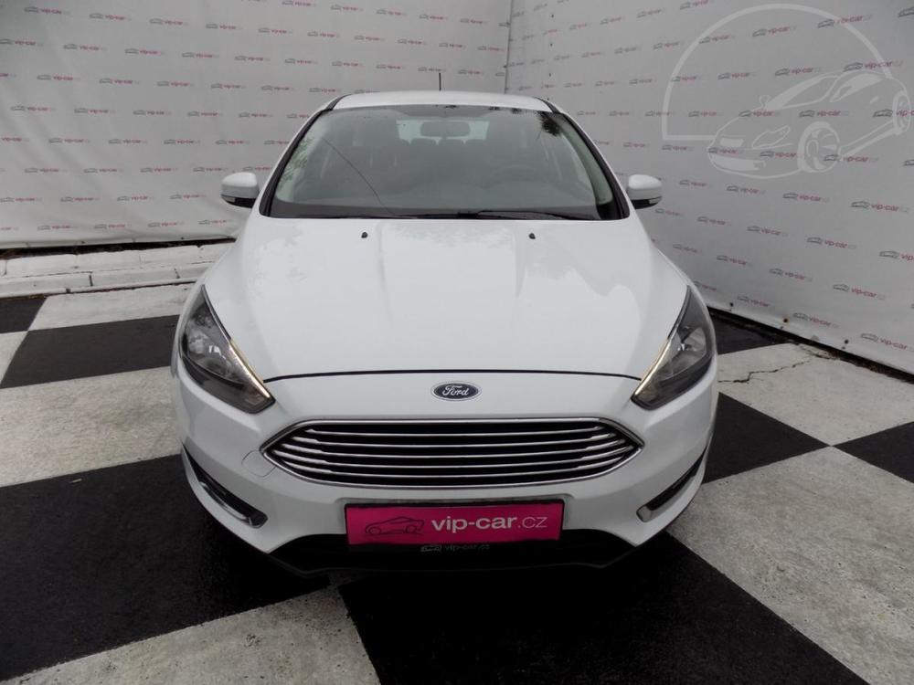 Ford Focus 1.5TDCi/Titanium/R/DPH/