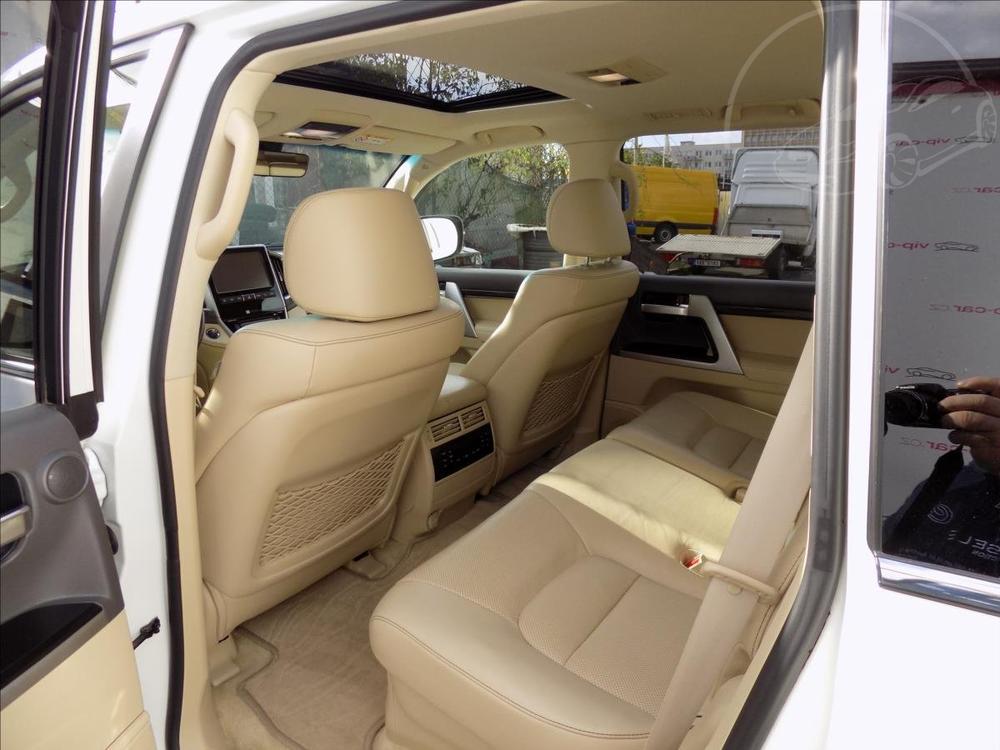 Toyota Land Cruiser 4,5 200 V8 Executive Lounge