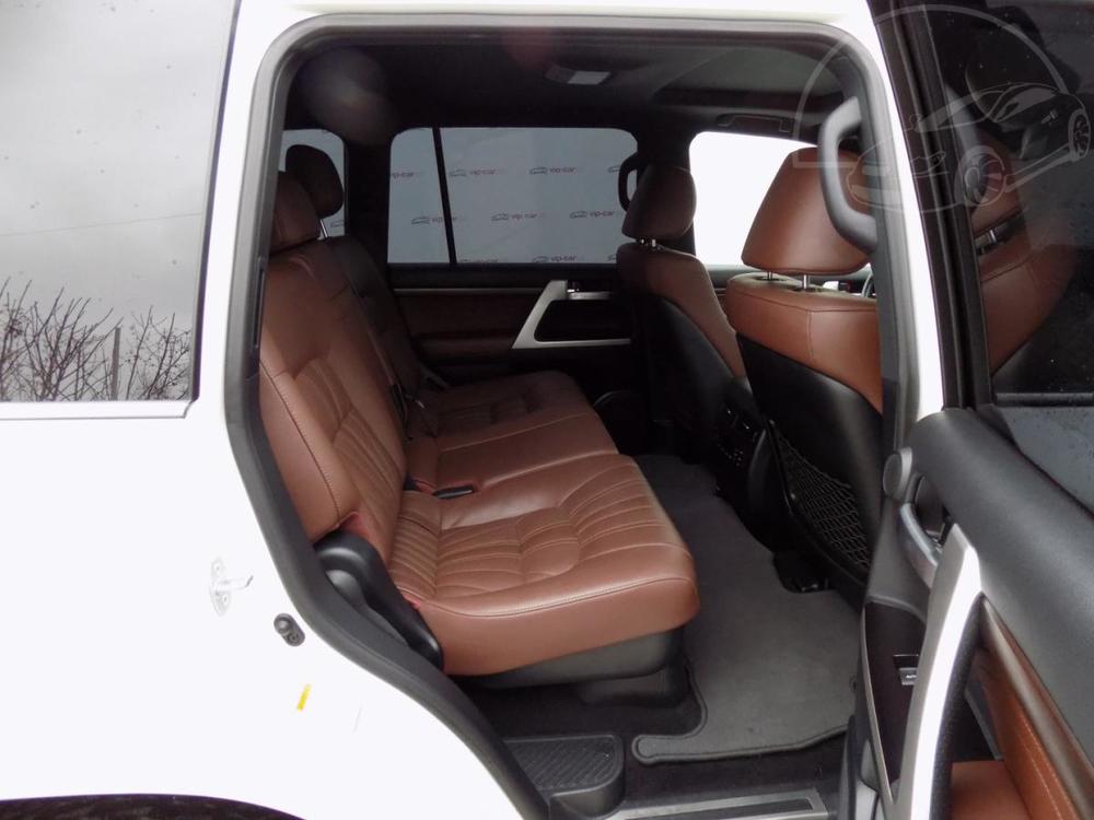 Toyota Land Cruiser 200/4.5/V8/Executive Lounge/
