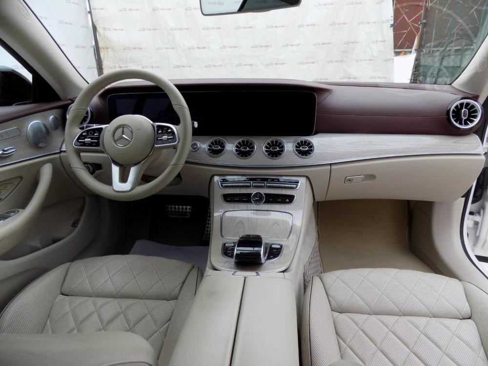 Mercedes-Benz E E 400/4-Matic/Designo/LED/