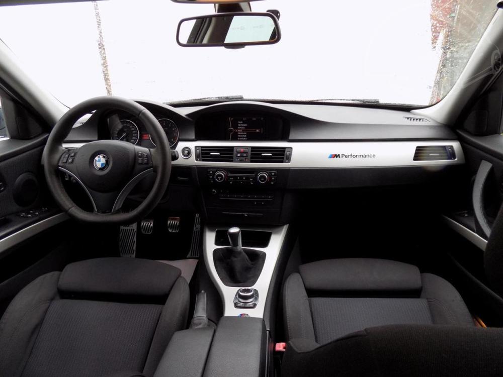 BMW 335 i/xd/M-sport/360PS/manual/