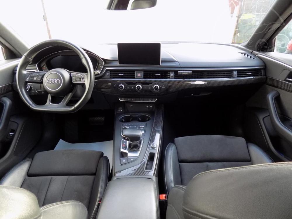 Audi A4 Allroad 3.0TDI/4x4/PANO/Full-LED/