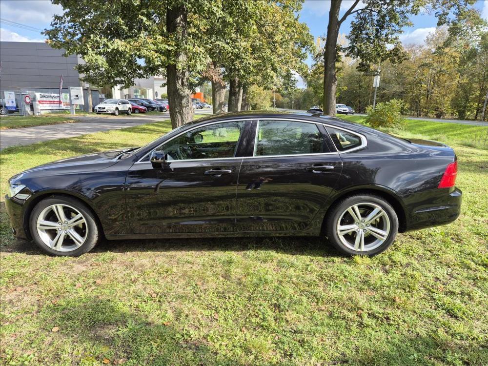 Volvo S90 2,0 D4 Momentum Auto