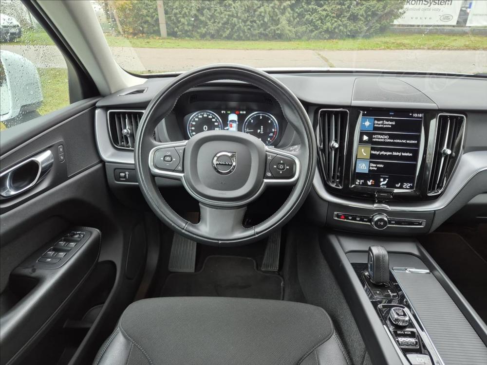 Volvo XC60 2,0 B4 AWD Momentum Pro PANORA