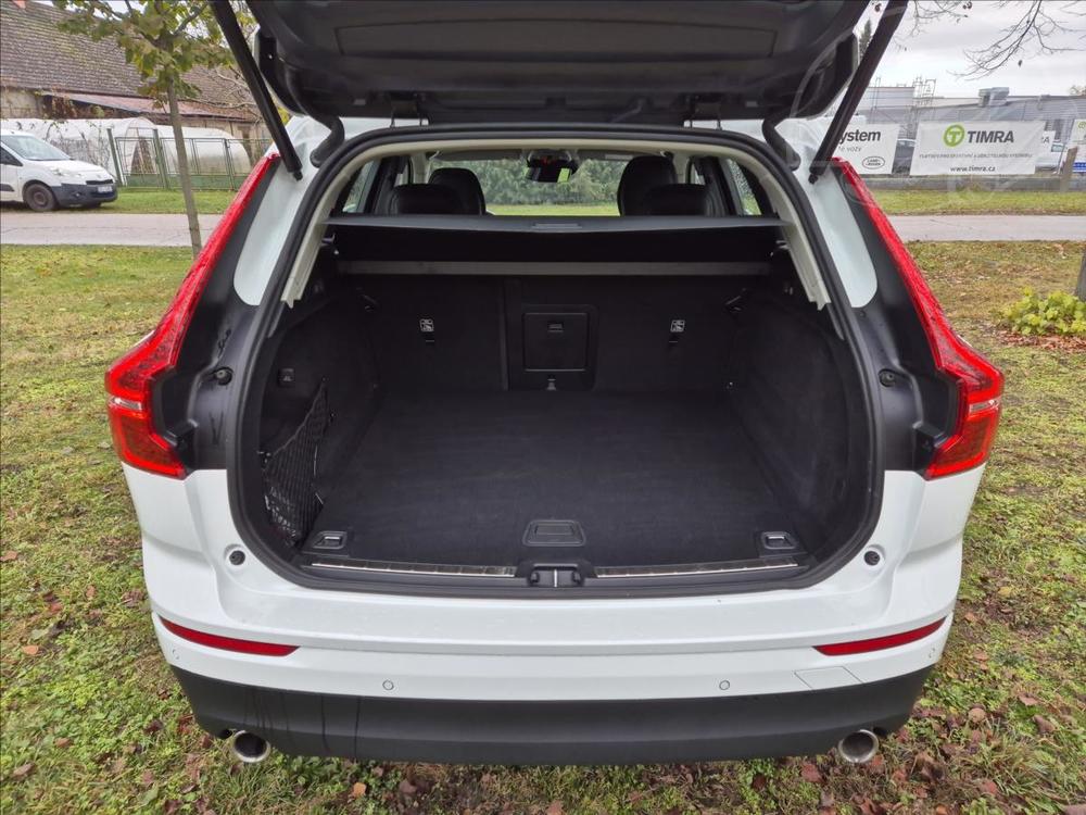 Volvo XC60 2,0 B4 AWD Momentum Pro PANORA