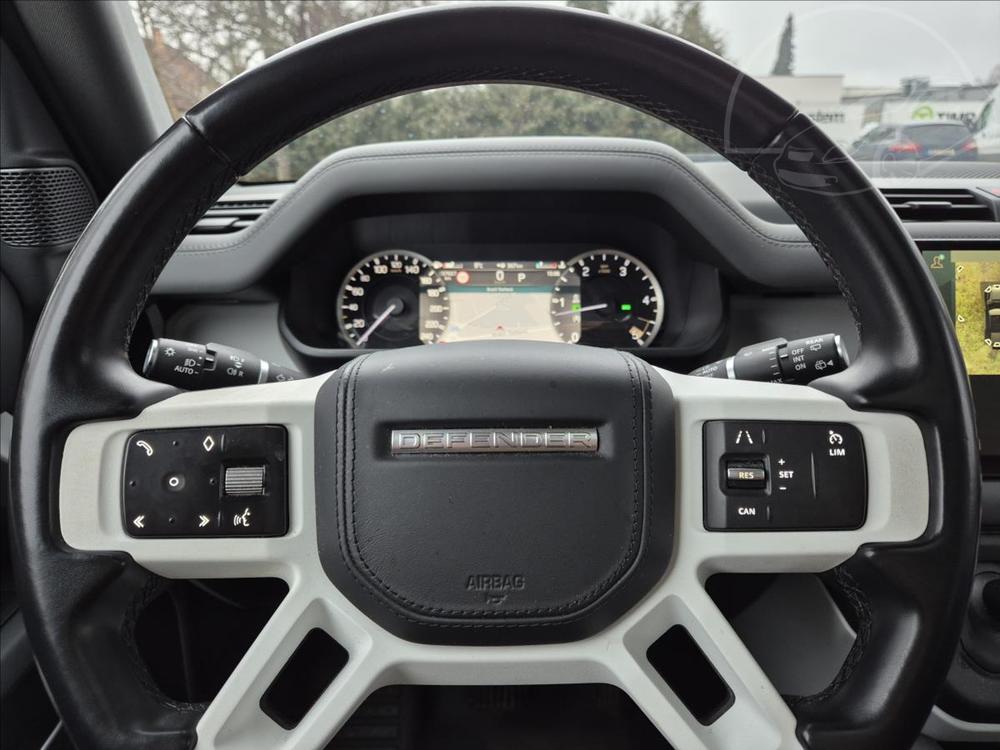 Land Rover Defender 3,0 D250 110 SE