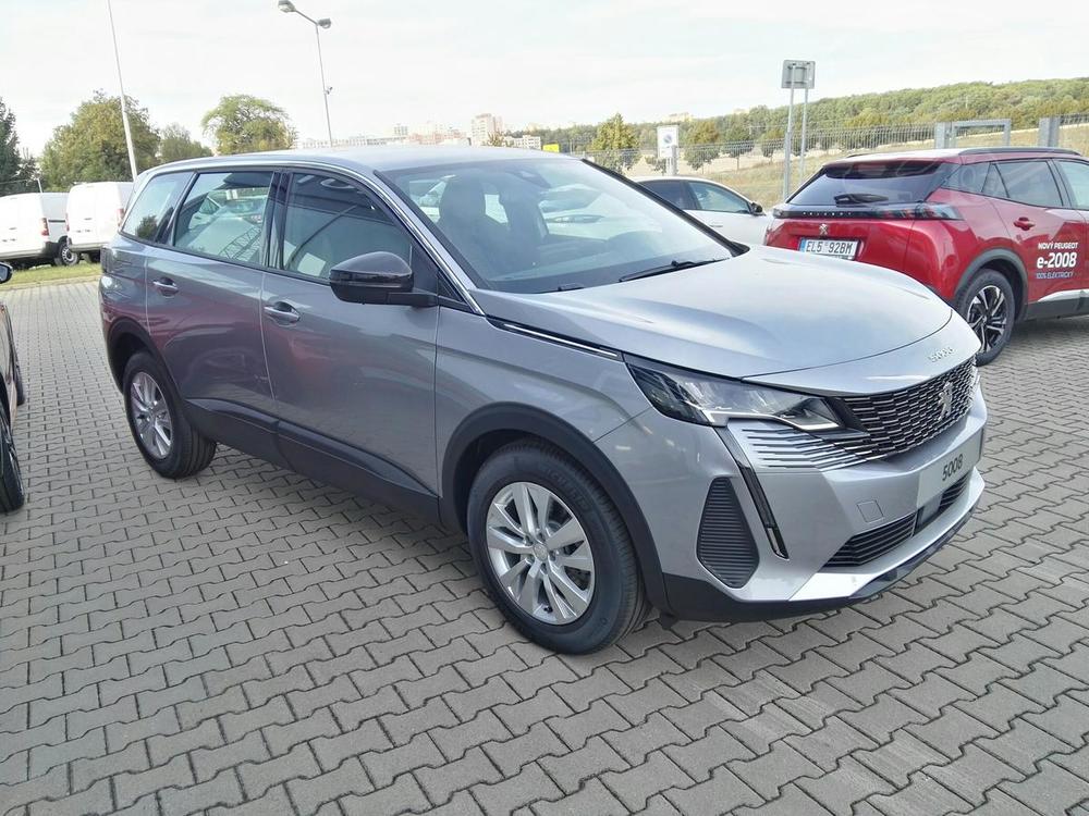 Peugeot 5008 ACTIVE PACK 1.2i 130k MAN6