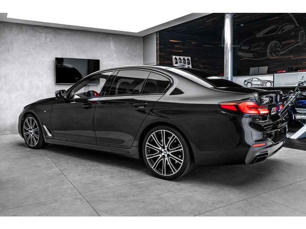 BMW M5 3.0 M550d xDrive AT