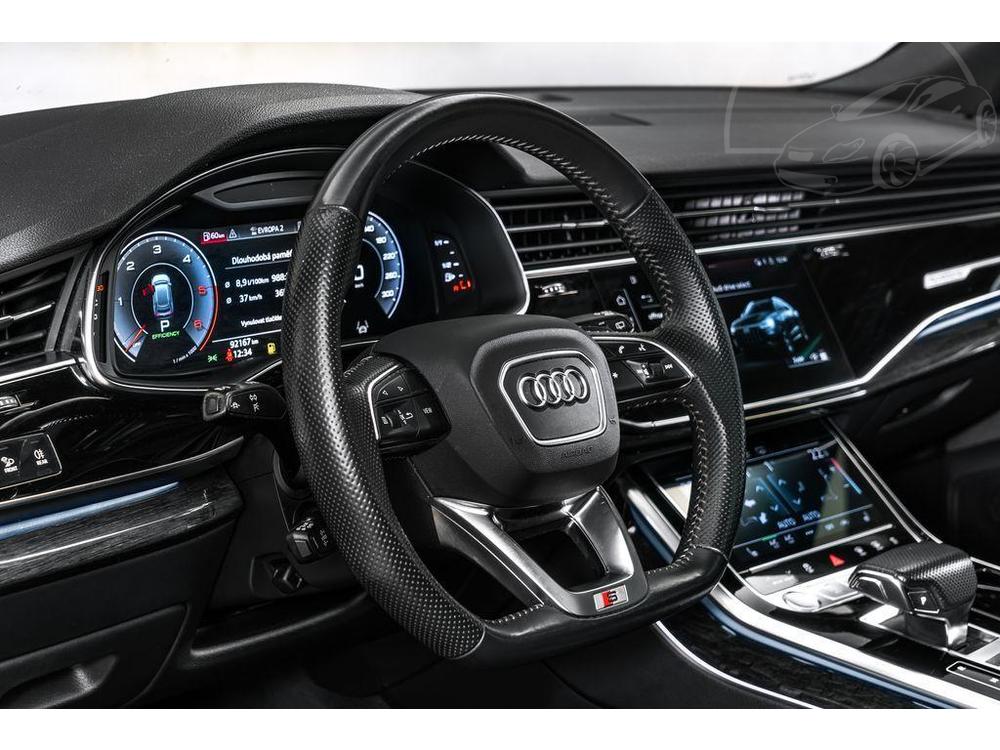 Audi Q8 50 TDI quattro tiptronic