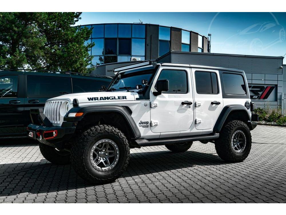 Jeep Wrangler 3,6 V6 35 pneu