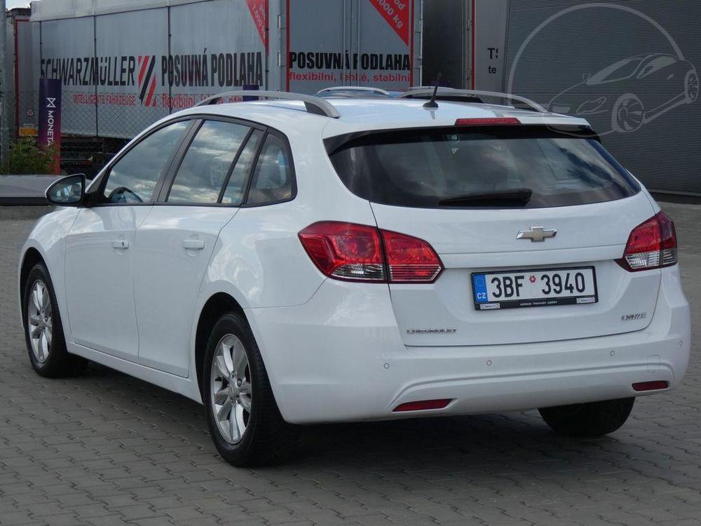 Chevrolet Cruze 1.7 CDTI 96kW combi ZRUKA 36M