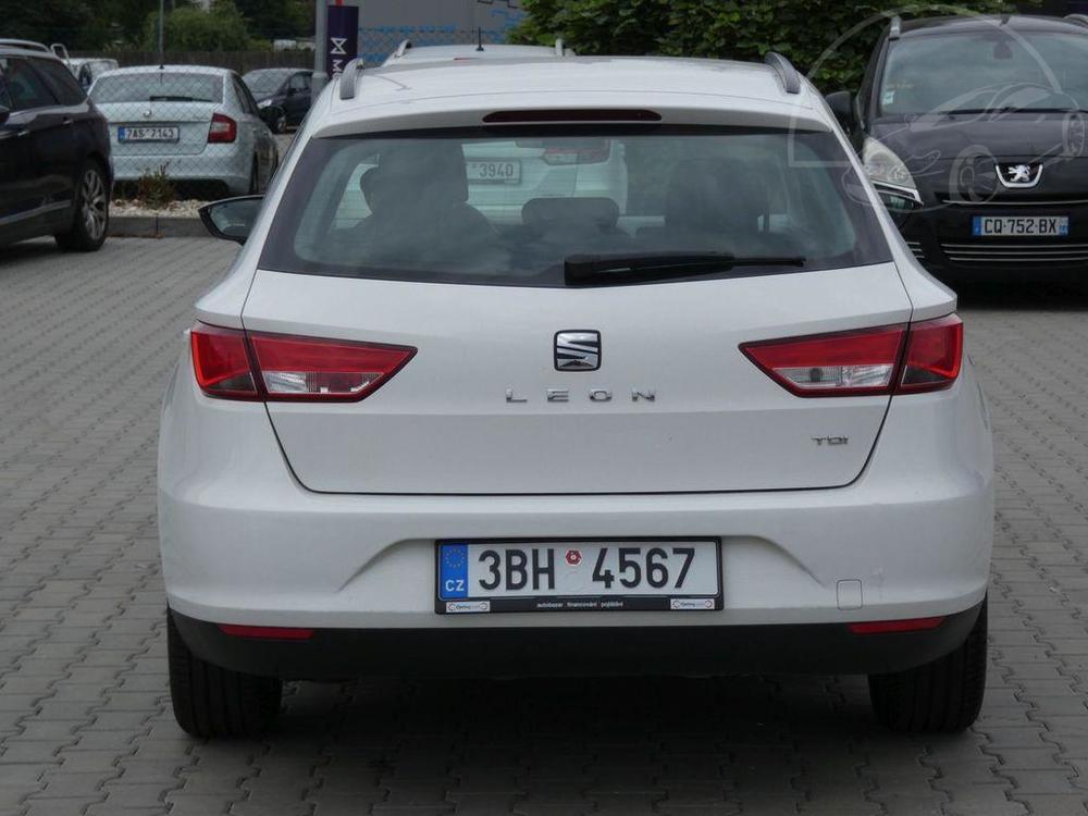 Seat Leon 2.0 TDI, DPH, ZRUKA 36MS