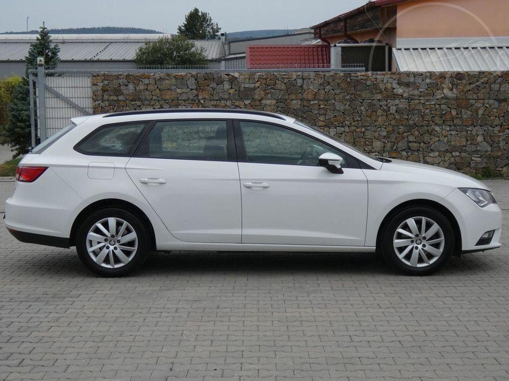 Seat Leon 2.0 TDI, DPH, ZRUKA 36MS